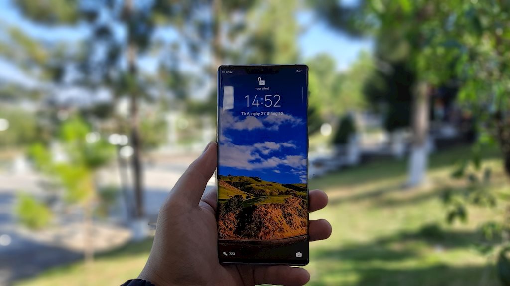 Huawei Mate 30 Pro: Một chiếc điện thoại đẹp, camera xịn, nhưng lại thiếu đi Google Play