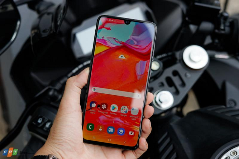 Loat smartphone tam trung Samsung ban chay nhat Quy 3/2019-Hinh-3