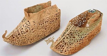 Hàn Quốc phát hiện đôi giày "bền nhất thế gian" có niên đại khoảng 1500 năm