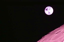 Đứng từ Mặt trăng nhìn xuống, hiện tượng nhật thực sẽ trông như thế nào?