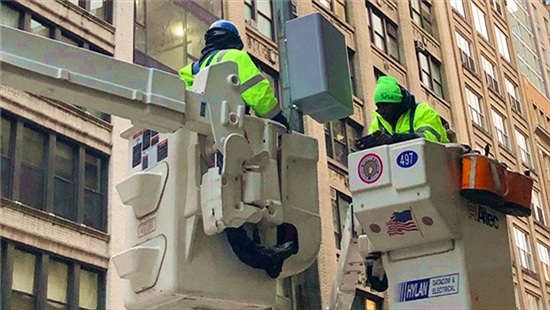 Trạm phát sóng 5G được phép lắp đặt trên hệ thống đèn đường tại New York