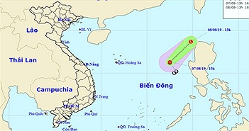 Áp thấp nhiệt đới hoành hành, Bình Thuận đến Cà Mau đề phòng lốc xoáy, sóng biển cao 4m