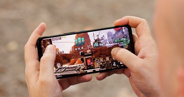 ASUS "leo top" smartphone hiệu năng mạnh nhất tháng 7/2022