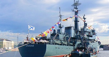 Ảnh hiếm tàu huấn luyện bí ẩn Smolny của Nga