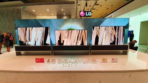 TV OLED cuộn của LG giành được giải thưởng TV sáng tạo nhất