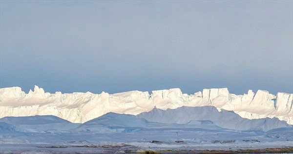 Phát hiện hồ nước mang bí mật lịch sử 34 triệu năm ở Nam Cực