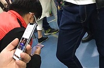 iPhone X được bắt gặp sử dụng nơi công cộng