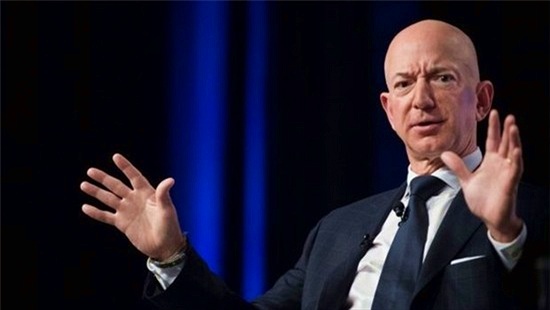 Tỉ phú Jeff Bezos đóng góp 10 tỷ đô la chống biến đổi khí hậu