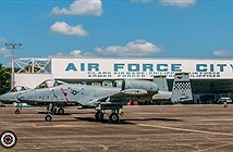 Ảnh máy bay A-10 Mỹ tới Phillippines đối phó Trung Quốc