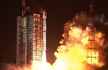 Trung Quốc phóng vệ tinh hỗ trợ khám phá vùng tối của Mặt Trăng