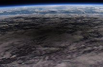 Phi hành gia chụp ảnh nhật thực Trái đất từ Trạm vũ trụ ISS