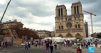 Pháp dùng kỹ thuật 800 năm để dựng lại nhà thờ Đức Bà