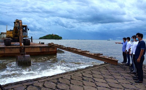 Việt Nam thử nghiệm mô hình điện mặt trời trên biển