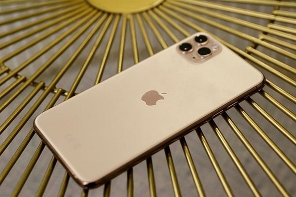 iPhone 11 Pro Max có những màu nào?