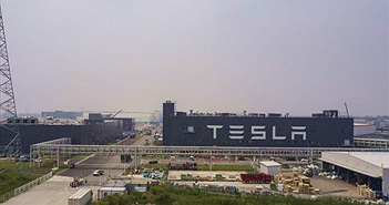 Cổ phiếu Tesla thua xa các công ty xe điện Trung Quốc